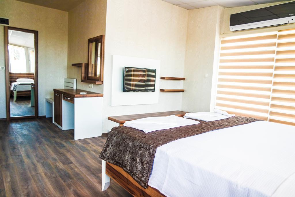 Ale Park Hotel Apartments Анталія Номер фото